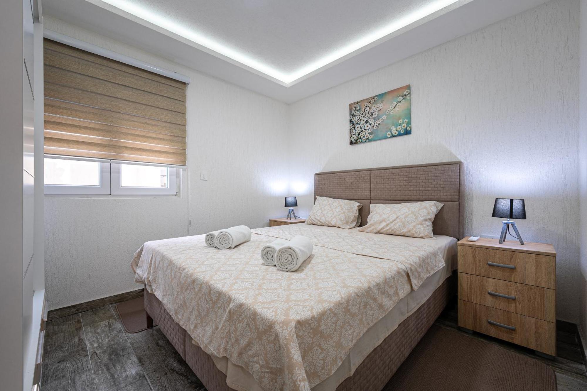 Apartments R&M Tivat Exterior foto